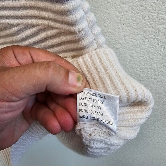 Belle by Belldini Colorblock Sweater Size Small – Gray Blue & Cream, Cozy Chic - Picture 7 of 7